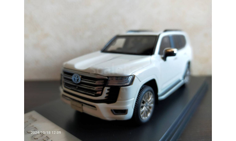 Toyota LAND CRUISER 300 ZX 2021, масштабная модель, scale43