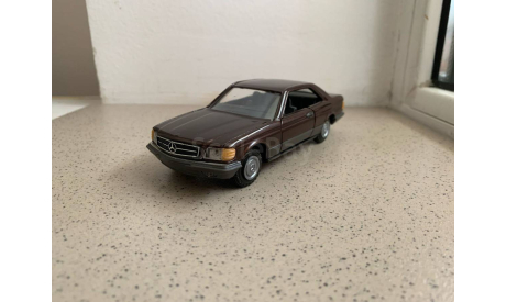 Mercedes-Benz 500SEC W126, масштабная модель, NZG, scale35