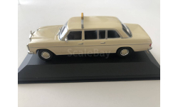 Mercedes-Benz 240D limousine 1974