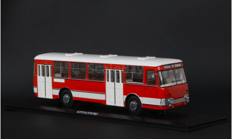 ЛиАЗ-677Э 1978 г. Classicbus, масштабная модель, 1:43, 1/43