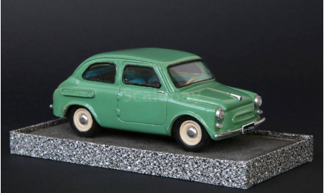 ЗАЗ-965А ʹʹЗапорожецʹʹ 1965 г. ручная работа, масштабная модель, 1:30, 1/30