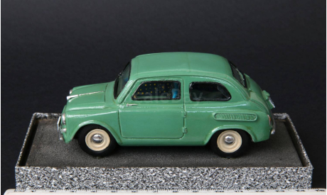 ЗАЗ-965А ʹʹЗапорожецʹʹ 1965 г. ручная работа, масштабная модель, 1:30, 1/30