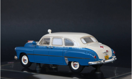 ГAЗ-12Б / ЗИМ Скорая медицинская помощь г. Ленинград 1956 г. DiP, масштабная модель, ГАЗ, DiP Models, 1:43, 1/43