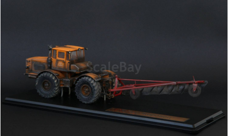 К-700 ʹʹКировецʹʹ с плугом Миниград, масштабная модель трактора, 1:43, 1/43