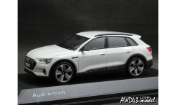 Audi E-Tron 2018 glacier white 1-43 Dealer=Spark