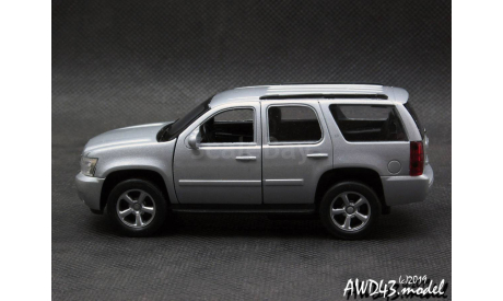 Chevrolet Tahoe 2008 silver 4x4 1-43 Welly, масштабная модель, scale43