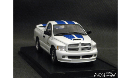 Dodge RAM SRT-10 Commemorative Edition 2005 white 1-43 Spark, масштабная модель, scale43