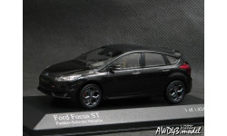 Ford Focus III ST 2011 black 1-43 Minichamps 410081000