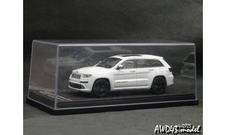 Jeep Grand Cherokee SRT8 white 1-43 Resine model, масштабная модель, Noname, scale43