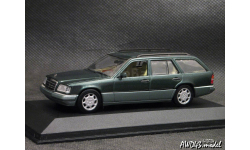 Mercedes 280E T-Model S124 1995 d.green 1-43 Minichamps 430033542