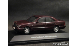 Mercedes E320 W210 Limousine Avantgarde 1995 burgundy 1-43  Dealer=Herpa