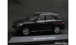 Mercedes ML-class W166 2011 black 1-43 Dealer=Minichamps B66960060