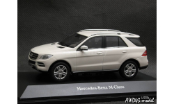 Mercedes ML-class W166 2011 white 1-43 Dealer=Minichamps B66960062