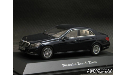 Mercedes W212 Elegance 2013 met.dark-blue 1-43 Kyosho B66960187