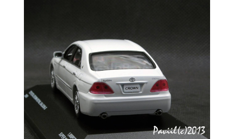 Toyota Crown Royal Saloon G 2005 white 1-43 J-Collection, масштабная модель, scale43