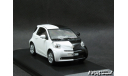 Toyota iQ Geneva car Show 2009 white-black 1-43 Minichamps, масштабная модель, scale43