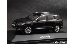 VW Touareg II facelift 2013 black 1-43 Herpa