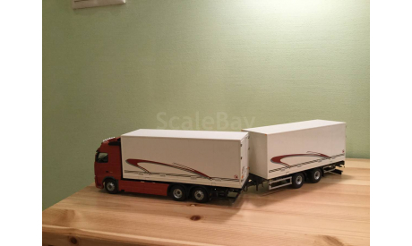 Volvo FH с тандем-прицепом (паровоз), масштабная модель, Motorart, scale43