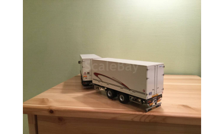Volvo FH с тандем-прицепом (паровоз), масштабная модель, Motorart, scale43
