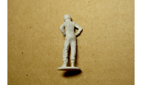 1/43 кит-фигурка Гонщик (смола), фигурка, scale43