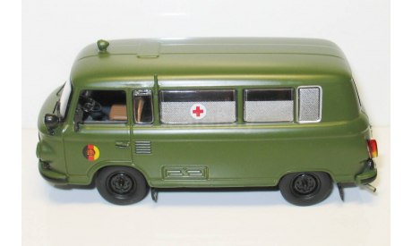 1/43 Barkas B1000 Military Ambulance 1964 (IST 079), масштабная модель, scale43, IST Models