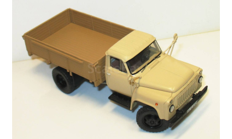 1/43 GAZ-52-04 бежевый (DiP models), масштабная модель, scale43, ГАЗ