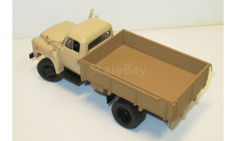 1/43 GAZ-52-04 бежевый (DiP models), масштабная модель, scale43, ГАЗ