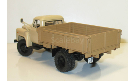 1/43 GAZ-52-04 бежевый (DiP models), масштабная модель, scale43, ГАЗ