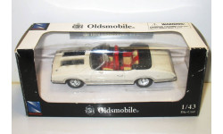 1/43-48 Oldsmobile 4-4-2 1970 (New Ray)