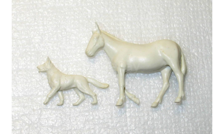 1/35 фигурки Лошадь и Собака из набора Livestock Set (Tamiya 35128), элементы для диорам, scale35