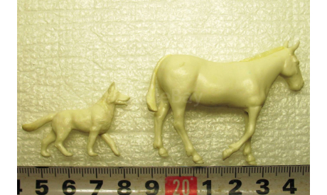1/35 фигурки Лошадь и Собака из набора Livestock Set (Tamiya 35128), элементы для диорам, scale35