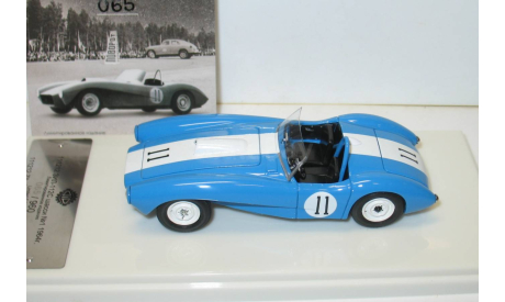 1/43 ЗИЛ-112С №11 шасси №1 1964г (DiP Models), масштабная модель, scale43