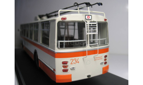 1/43 ЗиУ-9 троллейбус, маршрут №1 Хабаровск (SSM), масштабная модель, scale43, Start Scale Models (SSM)
