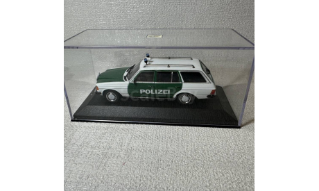 Модель полицейского автомобиля Mercedes-Benz 123, масштабная модель, scale43