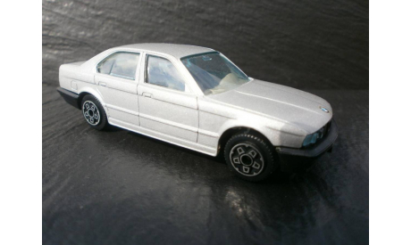 BMW-535, масштабная модель, 1:43, 1/43, Bburago