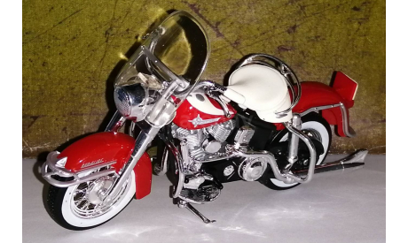 Мотоцикл HARLEY-DAVIDSON ХАРЛЕЙ ДЭВИДСОН РЕДКИЙ 1:18, масштабная модель мотоцикла, scale18