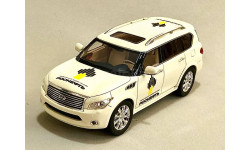 Infiniti QX56 SUV 2011