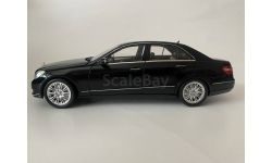 Mercedes-Benz E-Class (W212) black (150038000), Minichamps, 1:18