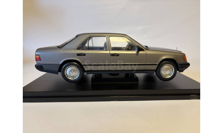 Mercedes-Benz W124 300D (MCG18100), MCG, 1:18, масштабная модель, scale18