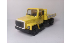 Масштабная модель автомобиля ГАЗ 3307 ’Аэрофлот’. 1:43. ’Компаньон’. Пластик. Торг.