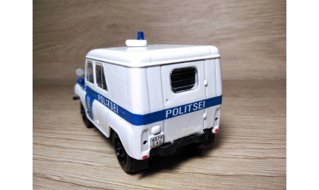 Масштабная модель автомобиля СССР - УАЗ-469 ’Полиция Эстонии’.  1:43., масштабная модель, Автомобиль на службе, журнал от Deagostini, scale43