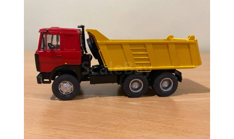 модель грузовика МАЗ 651705 самосвал (6х6), масштабная модель, SMM, scale43