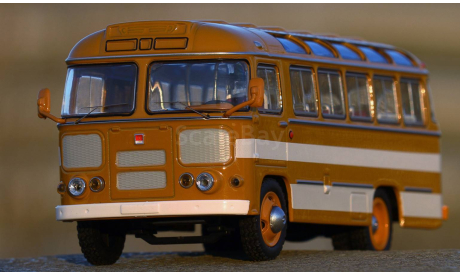 Автобус ПАЗ-672М Охра с белыми полосами Classicbus, масштабная модель, 1:43, 1/43