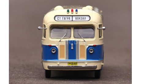 Автобус ЗИС-155 Бежево-синий 2-й выпуск Classicbus, масштабная модель, 1:43, 1/43