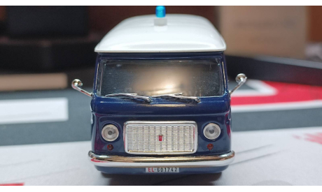 FIAT 238 Carabinieri, масштабная модель, Полицейские машины мира, Deagostini, scale43
