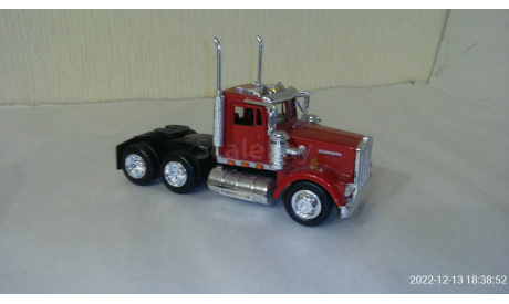 Модель 1 : 43 Кенворт от Нью Рей ( KENWORTH 525 NEW REY, масштабная модель, New-Ray Toys, 1:43, 1/43