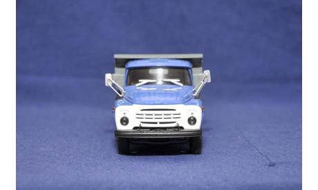 ЗиЛ ММЗ 555, масштабная модель, 1:43, 1/43, Автоистория (АИСТ)
