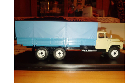 ЗИЛ - 133 Г1 Легендарные грузовики, масштабная модель, MODIMIO, scale43
