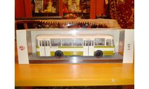 Лиаз 677М оливково - белый DEMPRICE ( Classicbus), масштабная модель, scale43