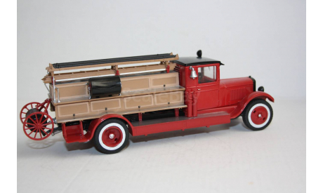 ПМЗ-1 (ЗИС-11), журнальная серия Автолегенды СССР (DeAgostini), scale43